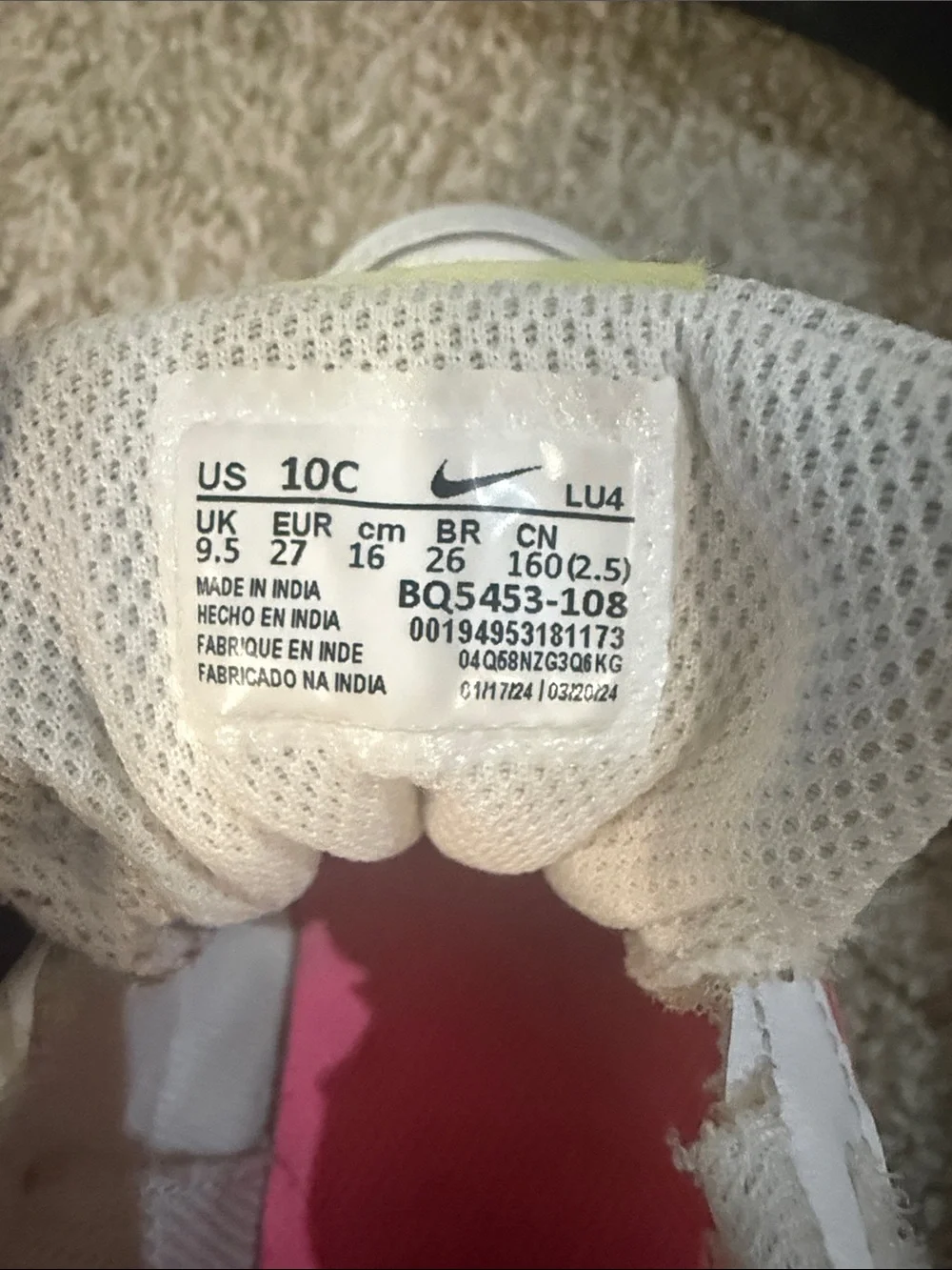 Kids Girls Nike Sneakers Size 9.5